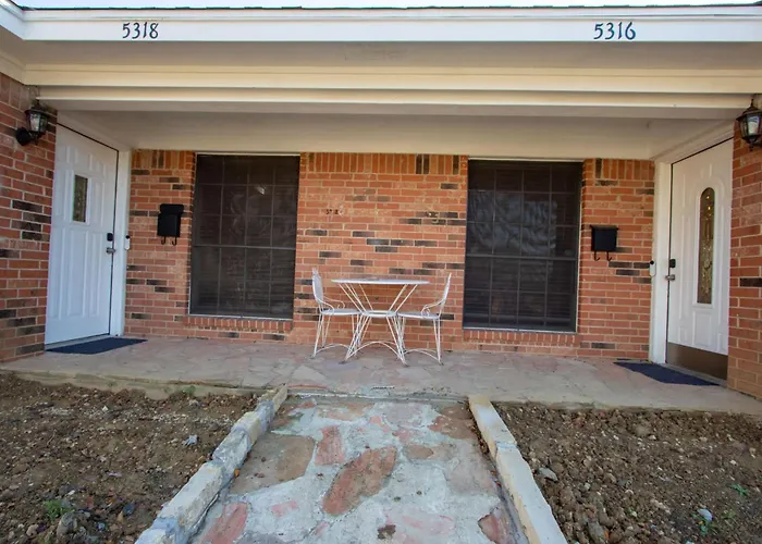 Holiday home Spacious For 12 - Worth Fort Worth
